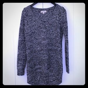 Black & white hi-lo sweater